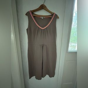 Boden  size 12 brown/orange cotton v neck dress. 🧡🤎